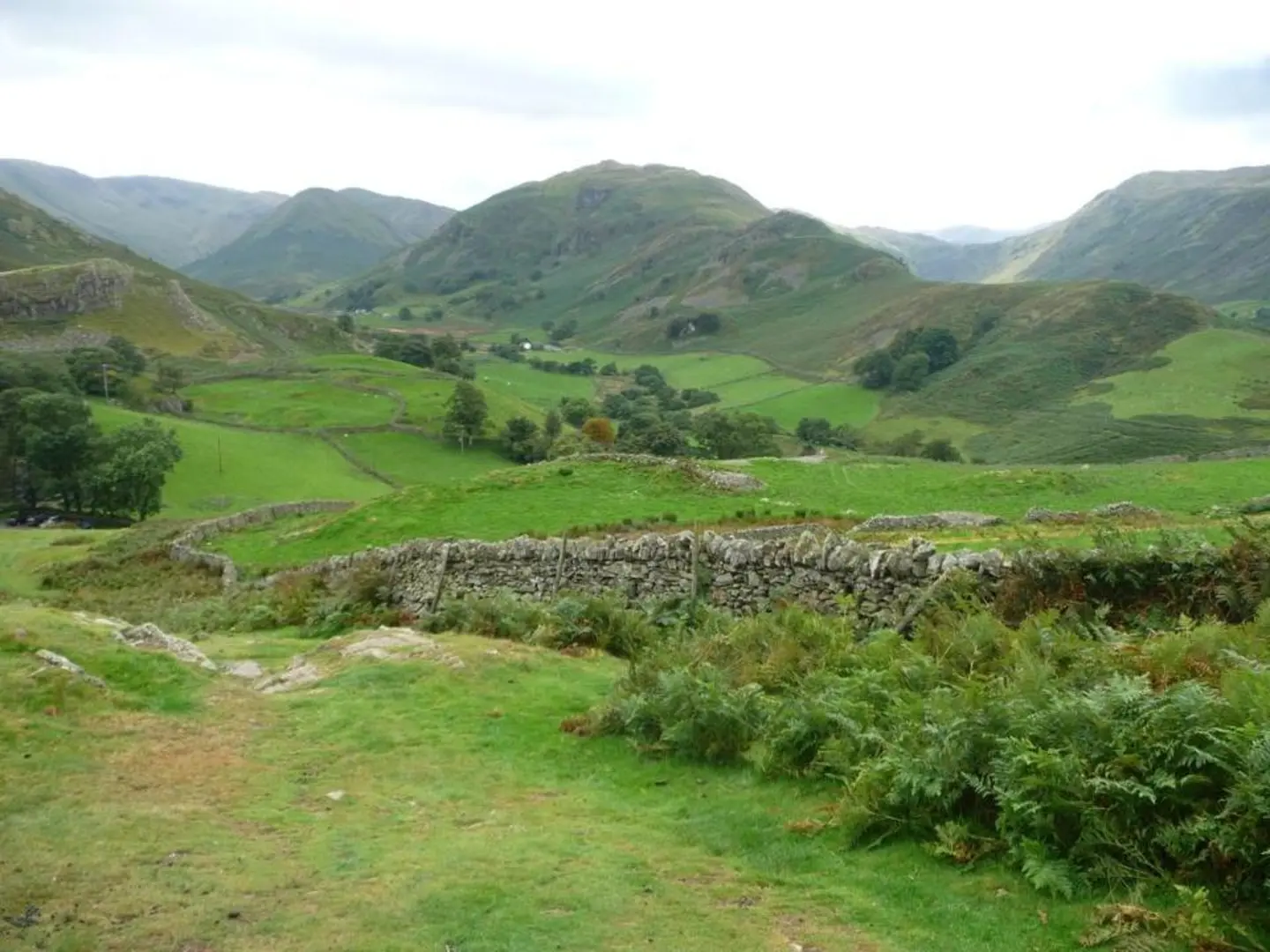 An image depicting the trail Hallin Fell and Pikeawassa Loop from Martindale and its surrounding area.