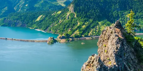 An image depicting the trail Oregon Timber Trail and its surrounding area.