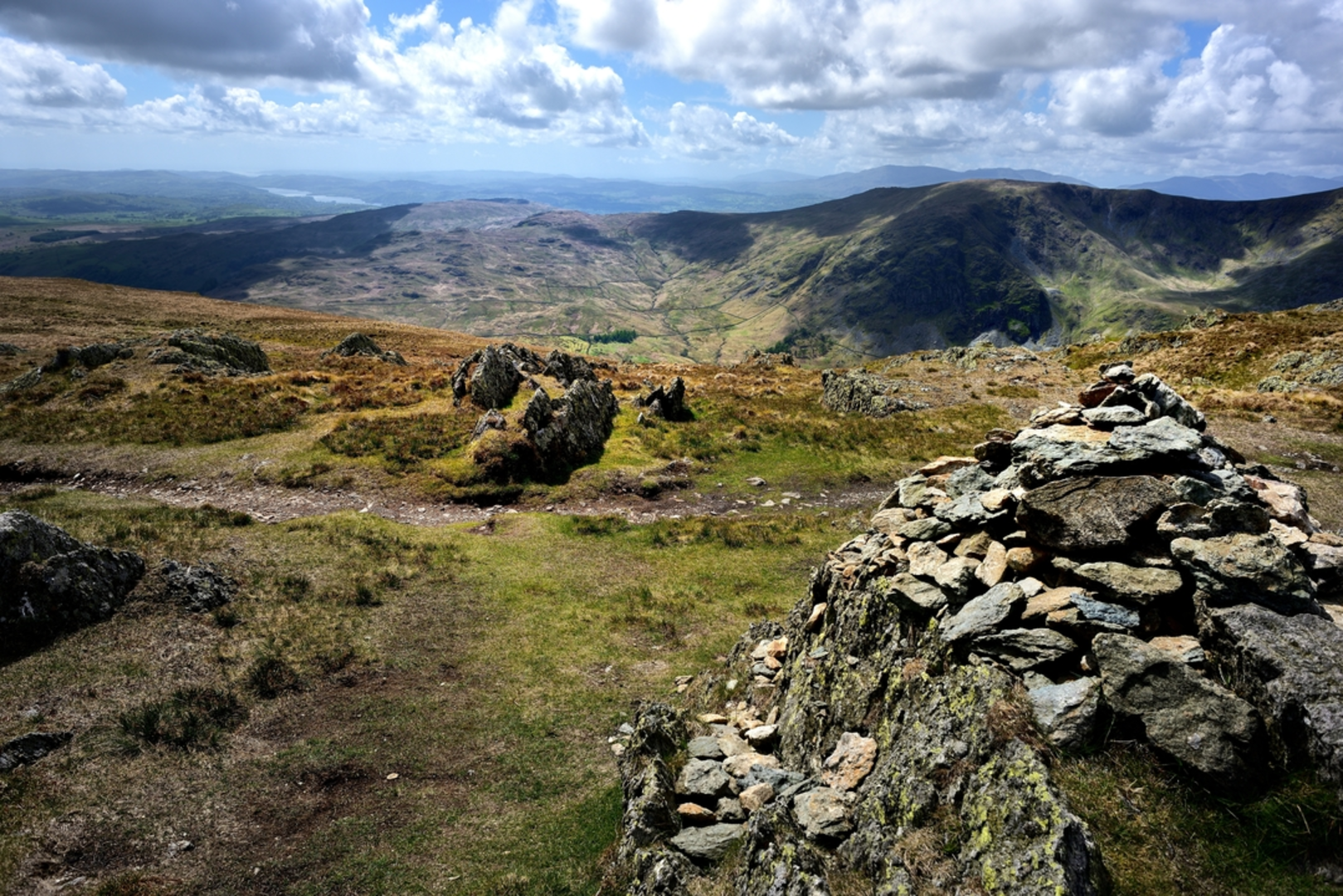 An image depicting the trail Shipman Knotts and its surrounding area.