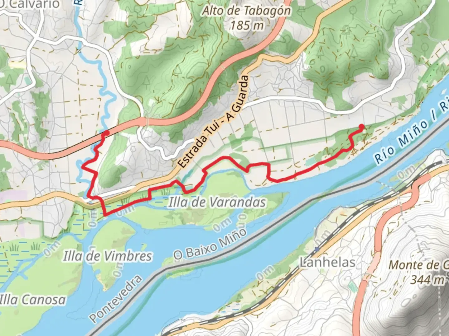 An image depicting the trail PR G 112 Sendeiro de Pescadores Río Miño and its surrounding area.
