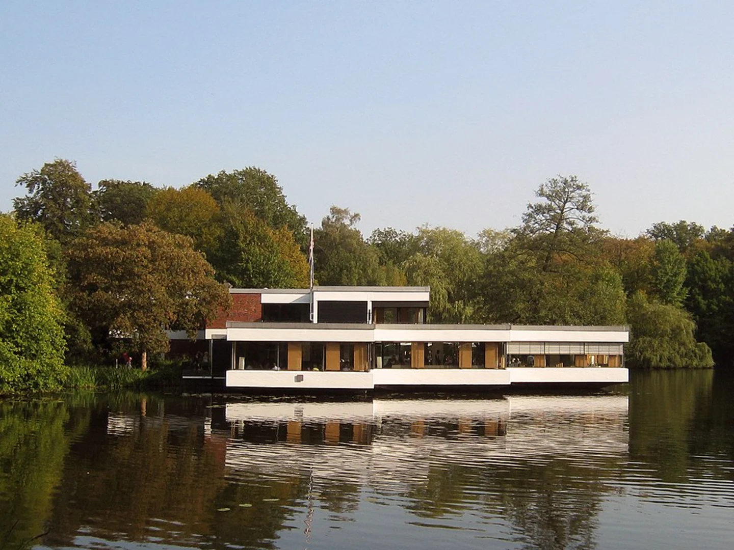 An image depicting the trail Bürgerpark Bremen Loop and its surrounding area.