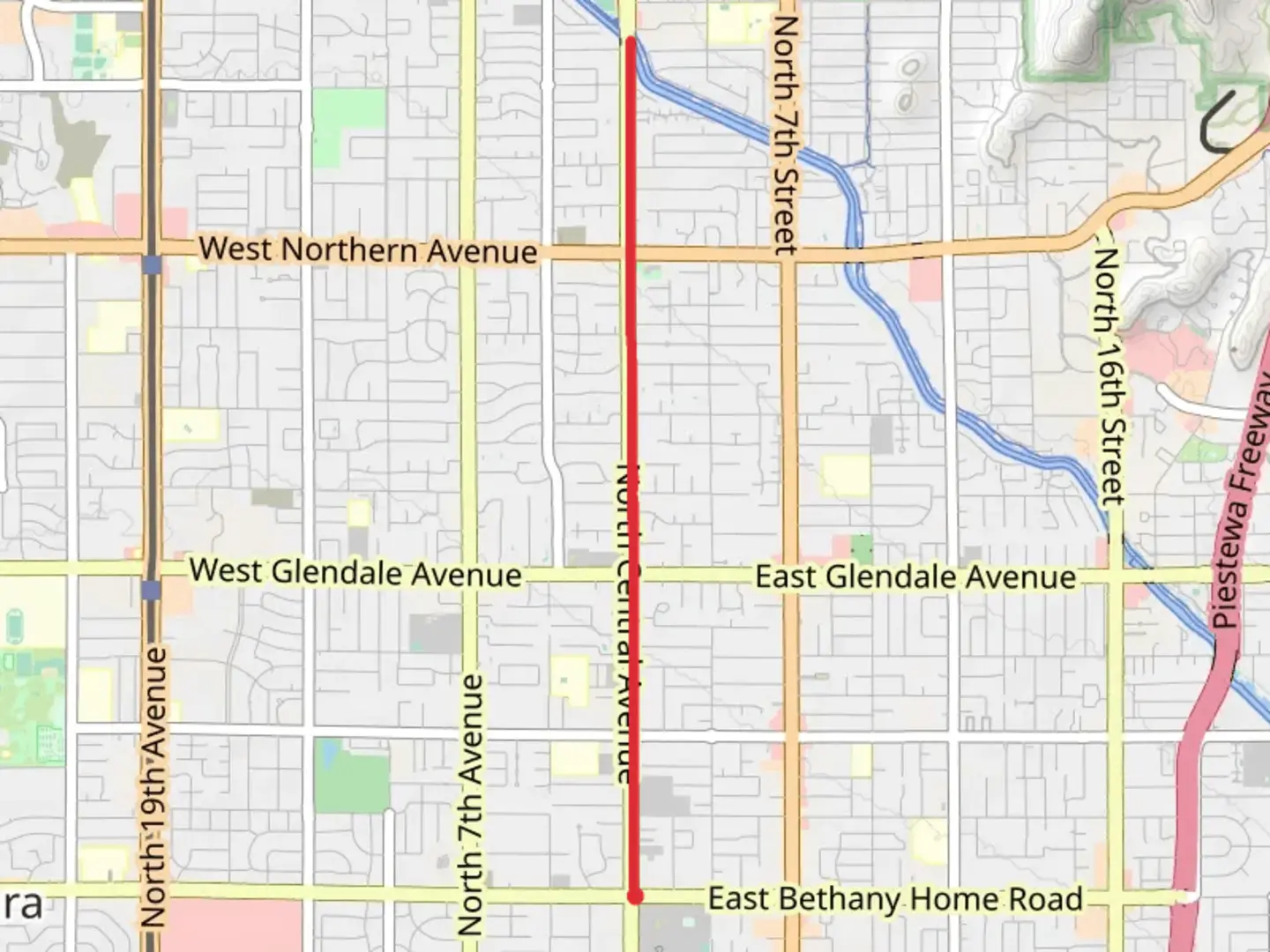 An image depicting the trail Murphy Bridle Path and its surrounding area.