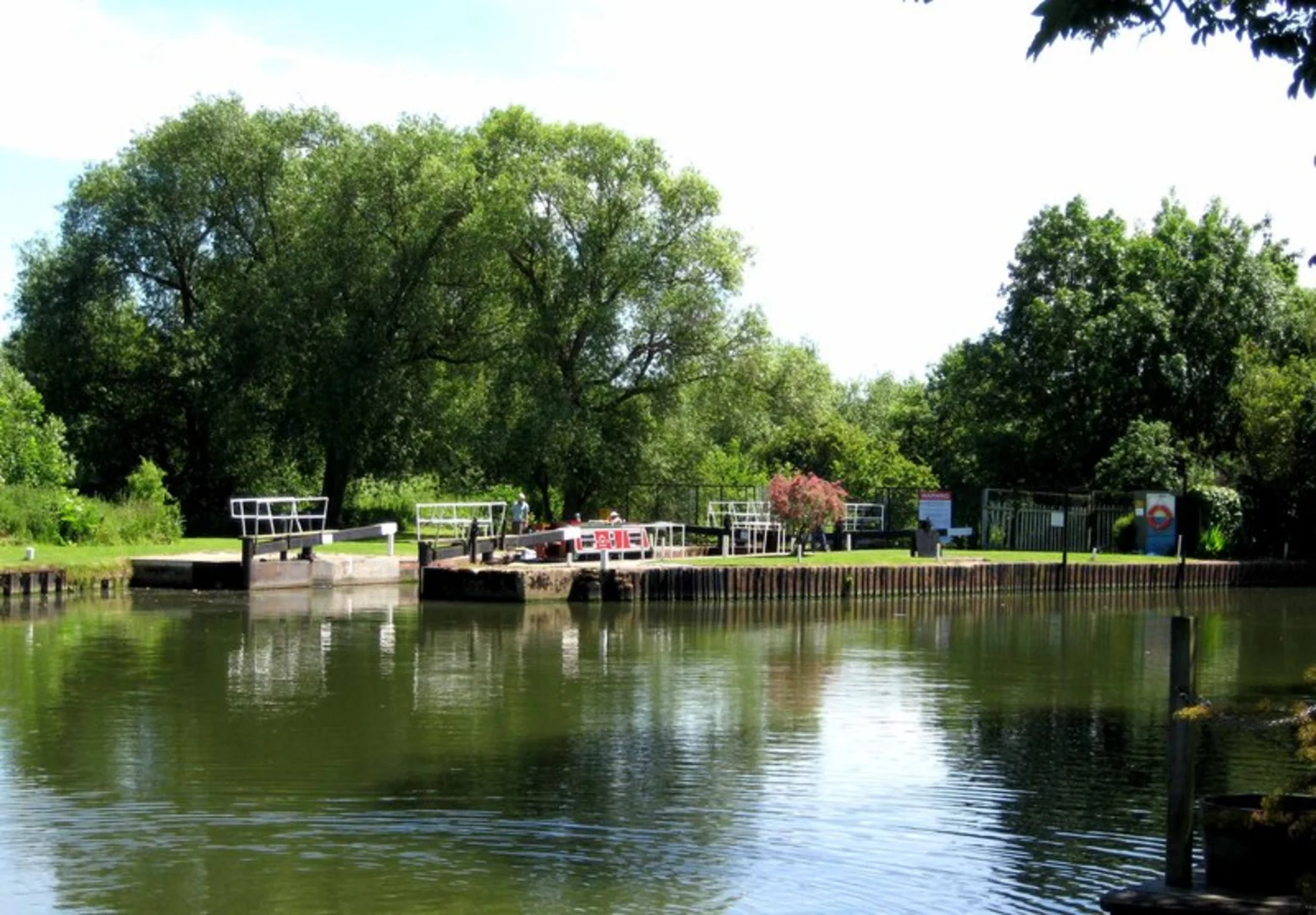 An image depicting the trail Pershore Circular and its surrounding area.
