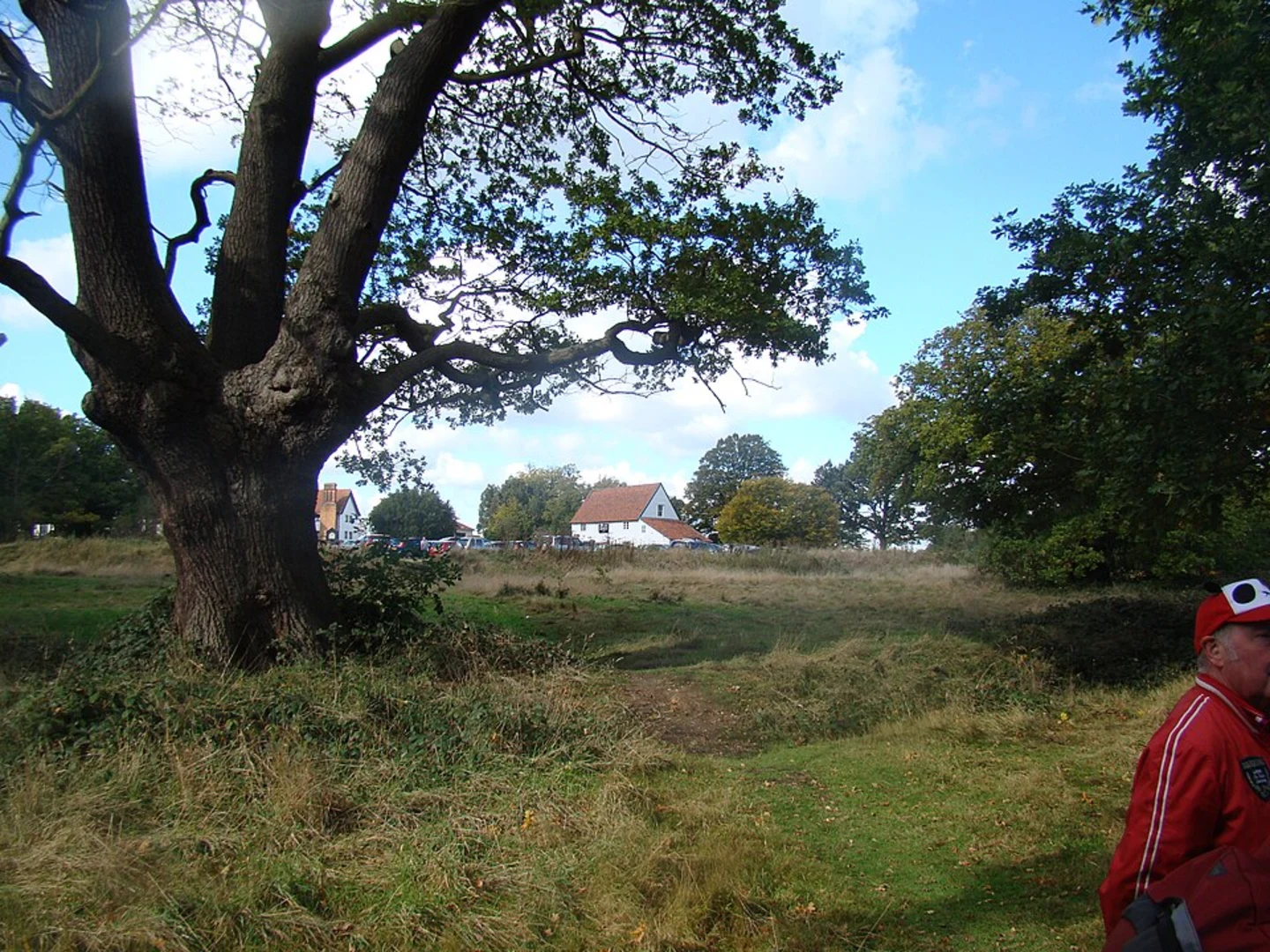 An image depicting the trail Chingford to Ivy Chimneys Loop and its surrounding area.