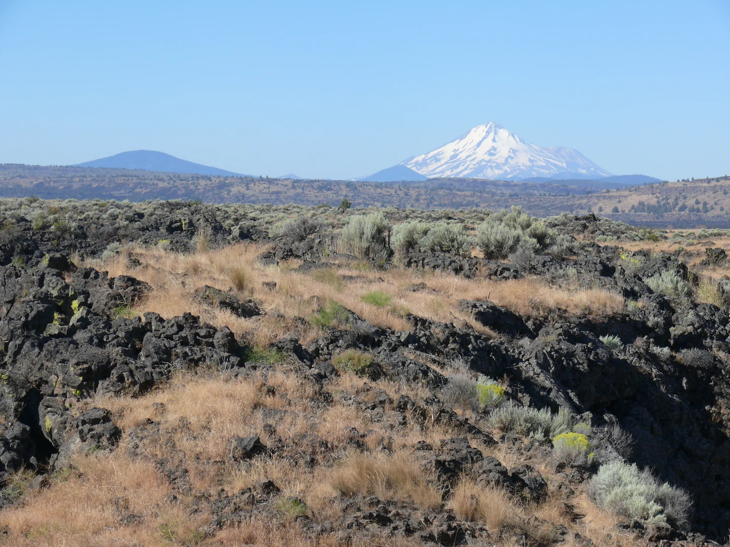 An image depicting the trail Captain Jack's Stronghold Loop and its surrounding area.