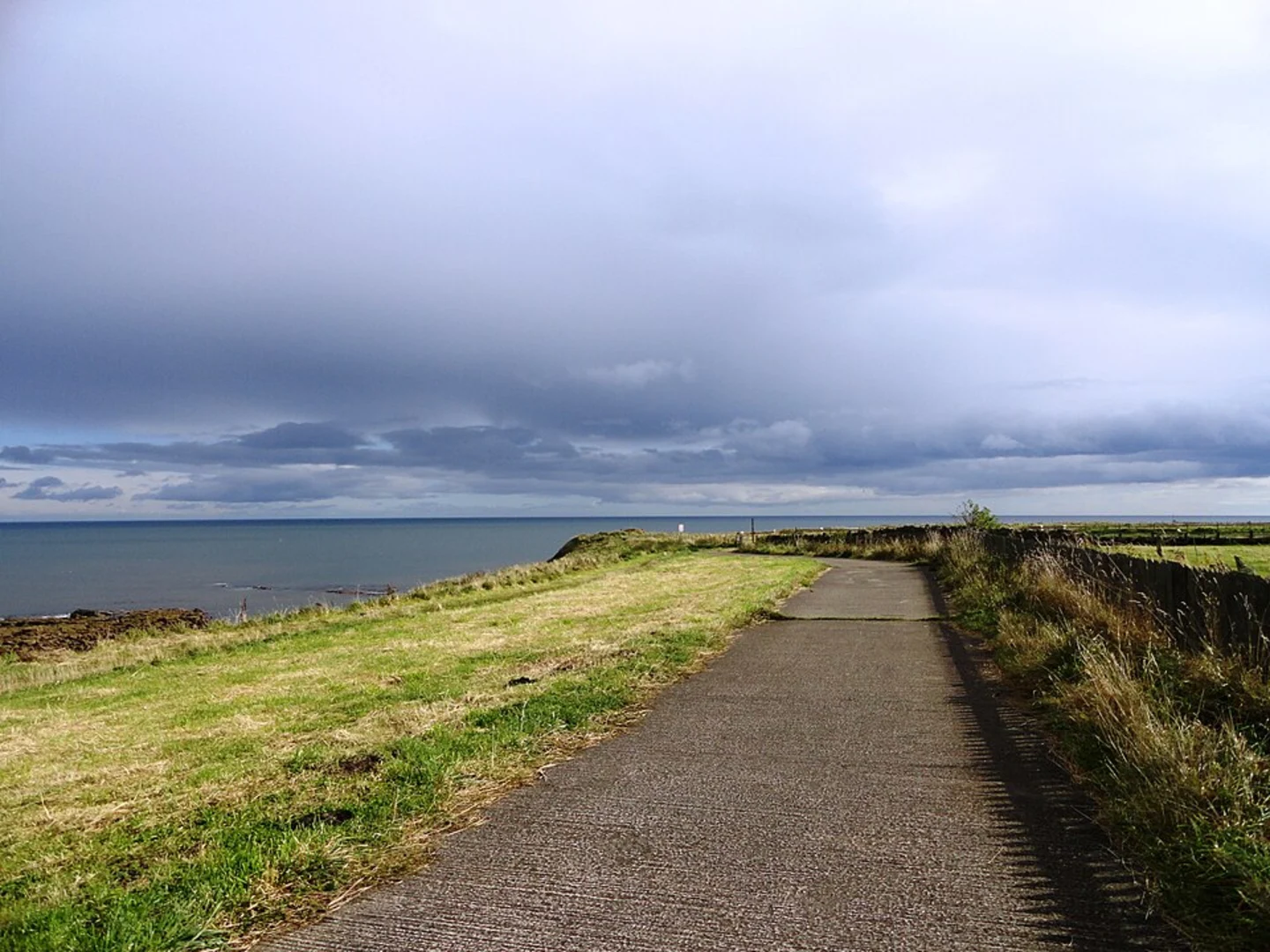 An image depicting the trail Seaton Sluice Loop and its surrounding area.