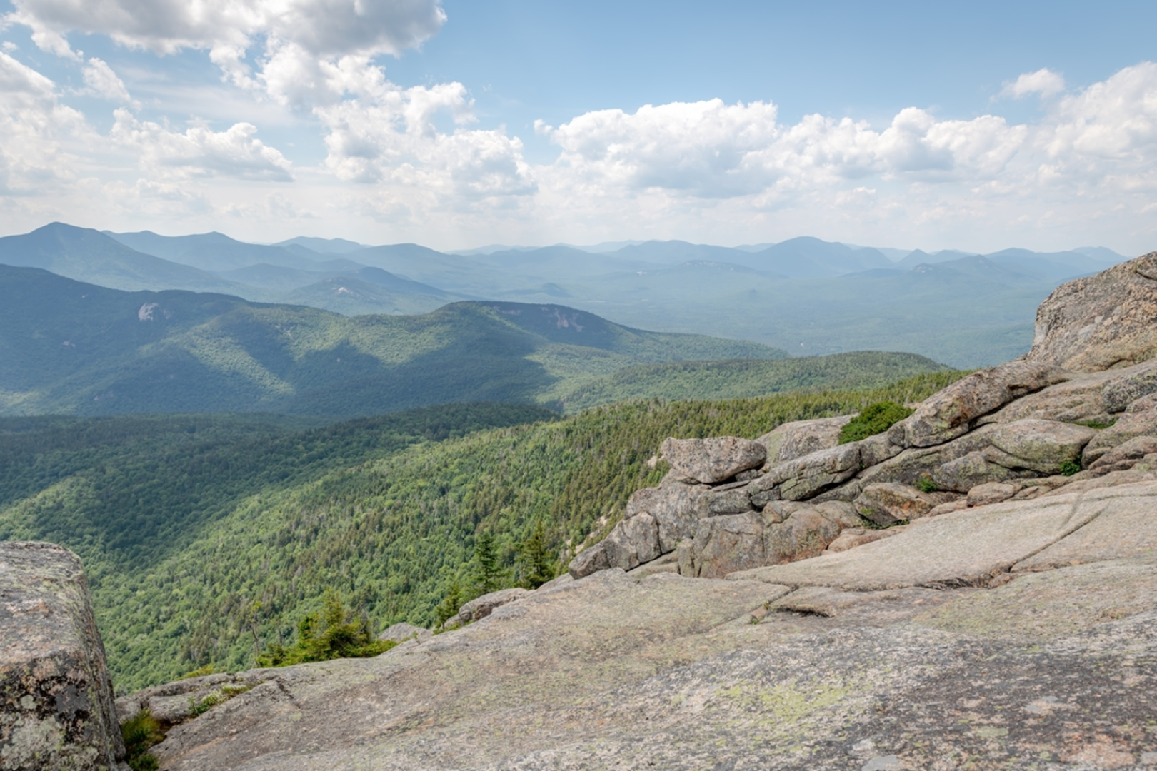 An image depicting the trail West Side Trail and Mount Middle Sister via Carter Ledge Trail and its surrounding area.