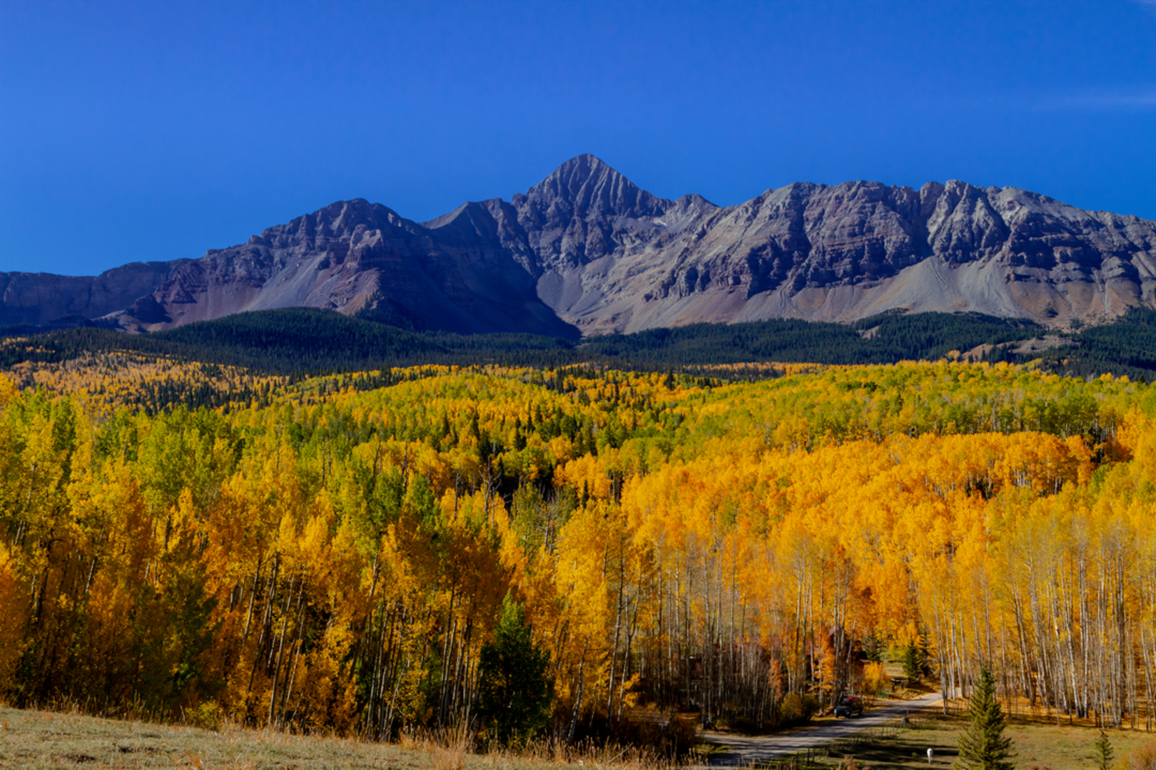 An image depicting the trail Salt Park Trail and its surrounding area.