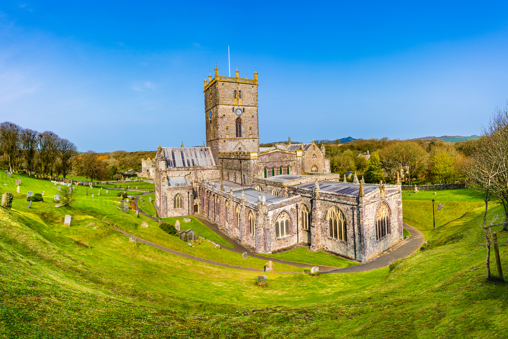 An image depicting the trail St Davids City and its surrounding area.