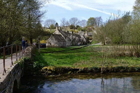 An image depicting the trail Bibury, Northleach and Clapton on the Hill Loop and its surrounding area.