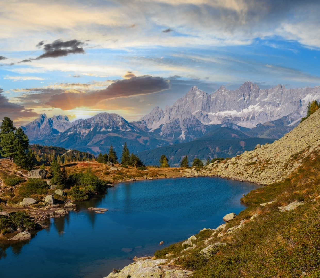 An image depicting the trail Hike to Untersee Lake and its surrounding area.