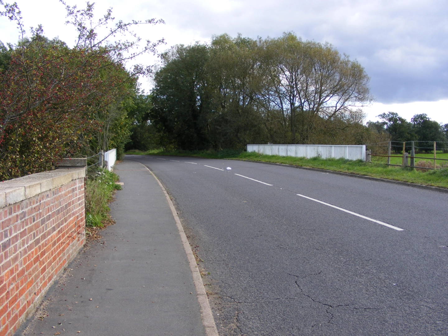 An image depicting the trail Bungay Circular Walk and its surrounding area.