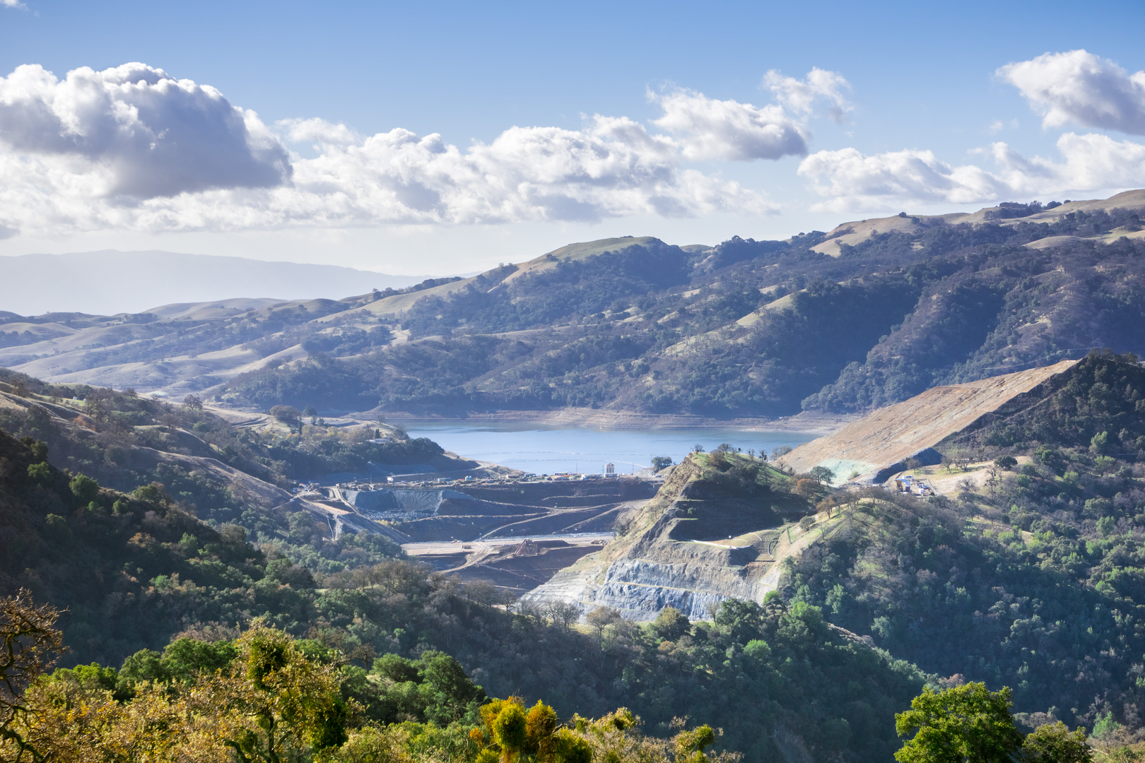 An image depicting the trail Camp Ohlone Road - Canyon View Loop Trail and its surrounding area.