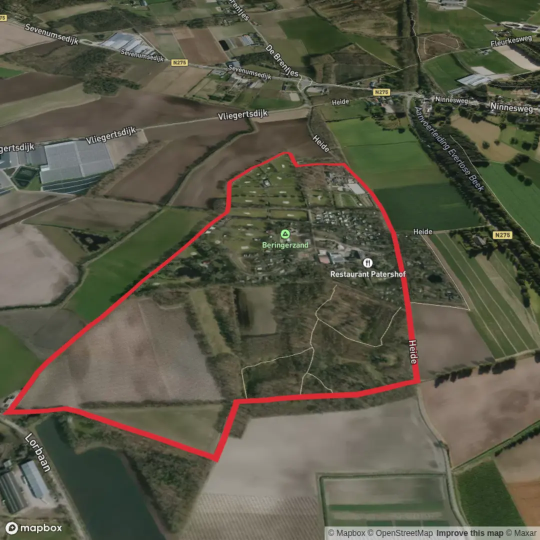 An image depicting the trail Fladderpad Loop and its surrounding area.