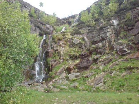 Pingot Quarry Waterfall and Piethorne Valley Loop