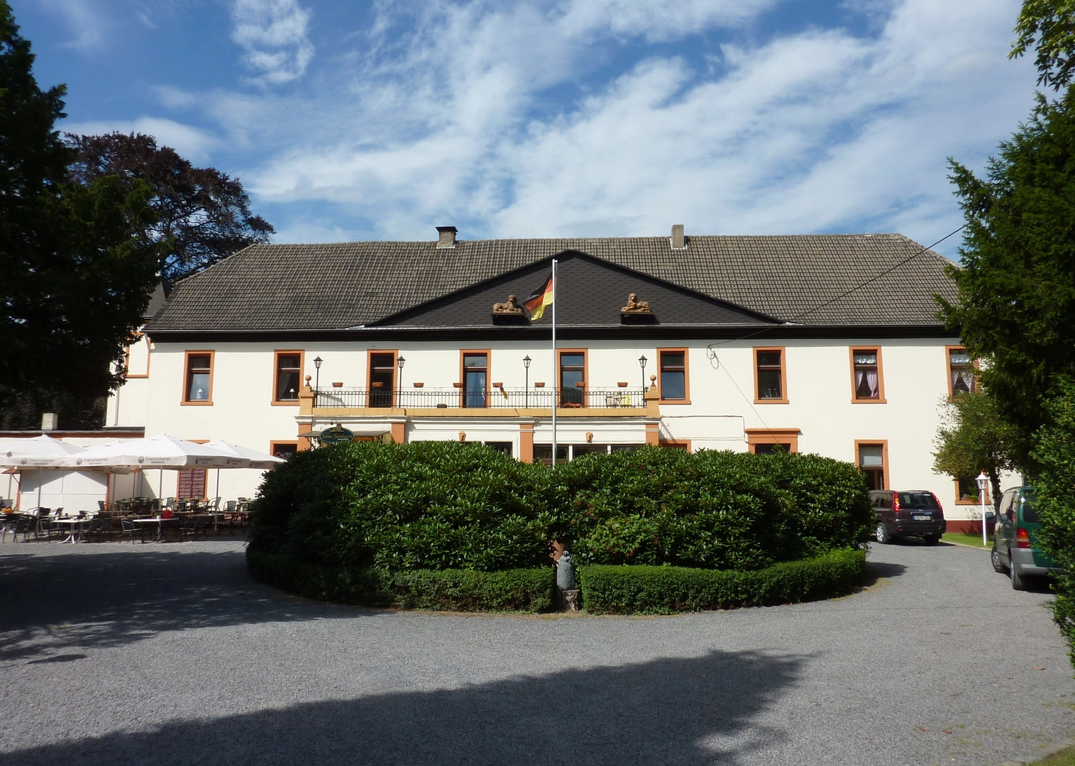An image depicting the trail Stadtforst Muttental, Göpelschacht Moses, Hardenstein and Schloss Steinhausen Loop and its surrounding area.