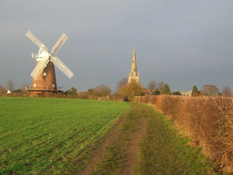 An image depicting the trail Thaxted Northern Loop and its surrounding area.