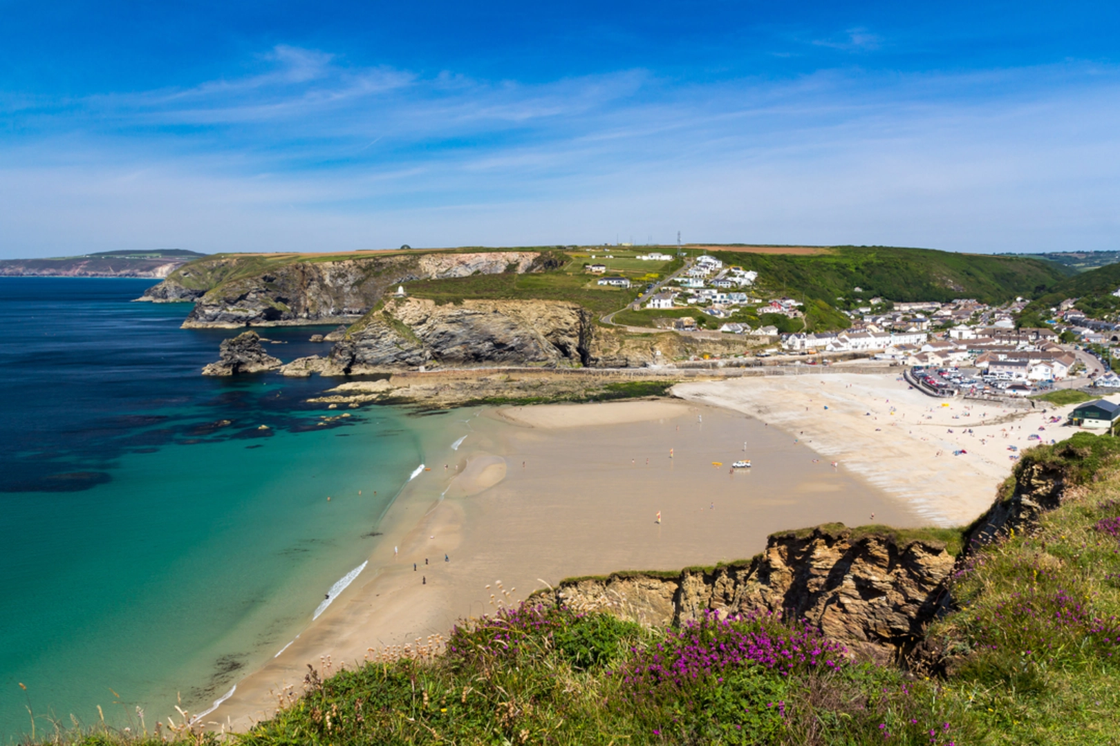 An image depicting the trail Portreath from North Cliffs and its surrounding area.