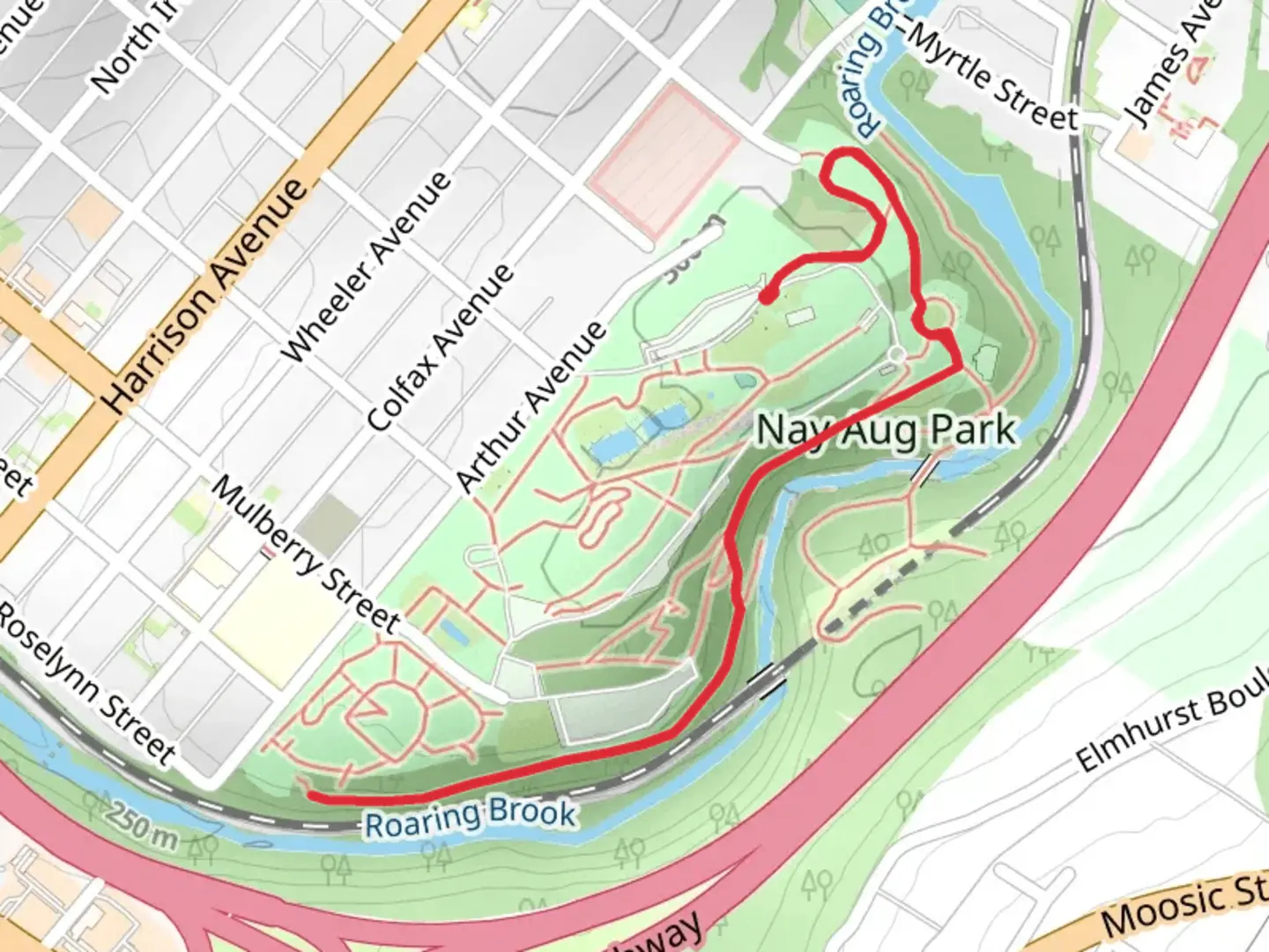 An image depicting the trail Davis Trail and its surrounding area.