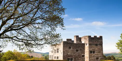 An image depicting the trail Castle Drogo and Sharp Tor from Fingle Bridge and its surrounding area.