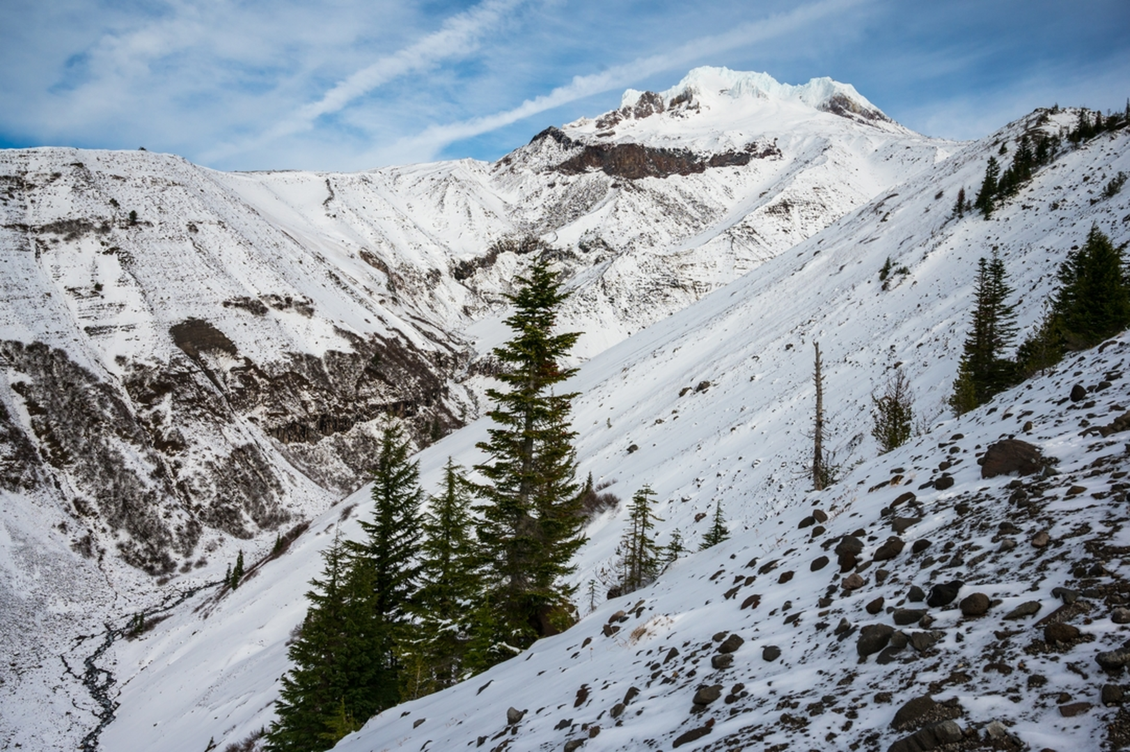 An image depicting the trail Cast Lake Loop via Burnt Lake Trail and its surrounding area.