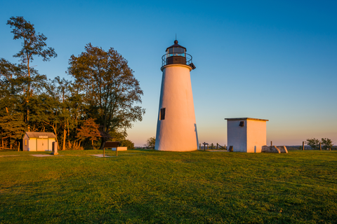 An image depicting the trail Turkey Point LightHouse Trail and its surrounding area.