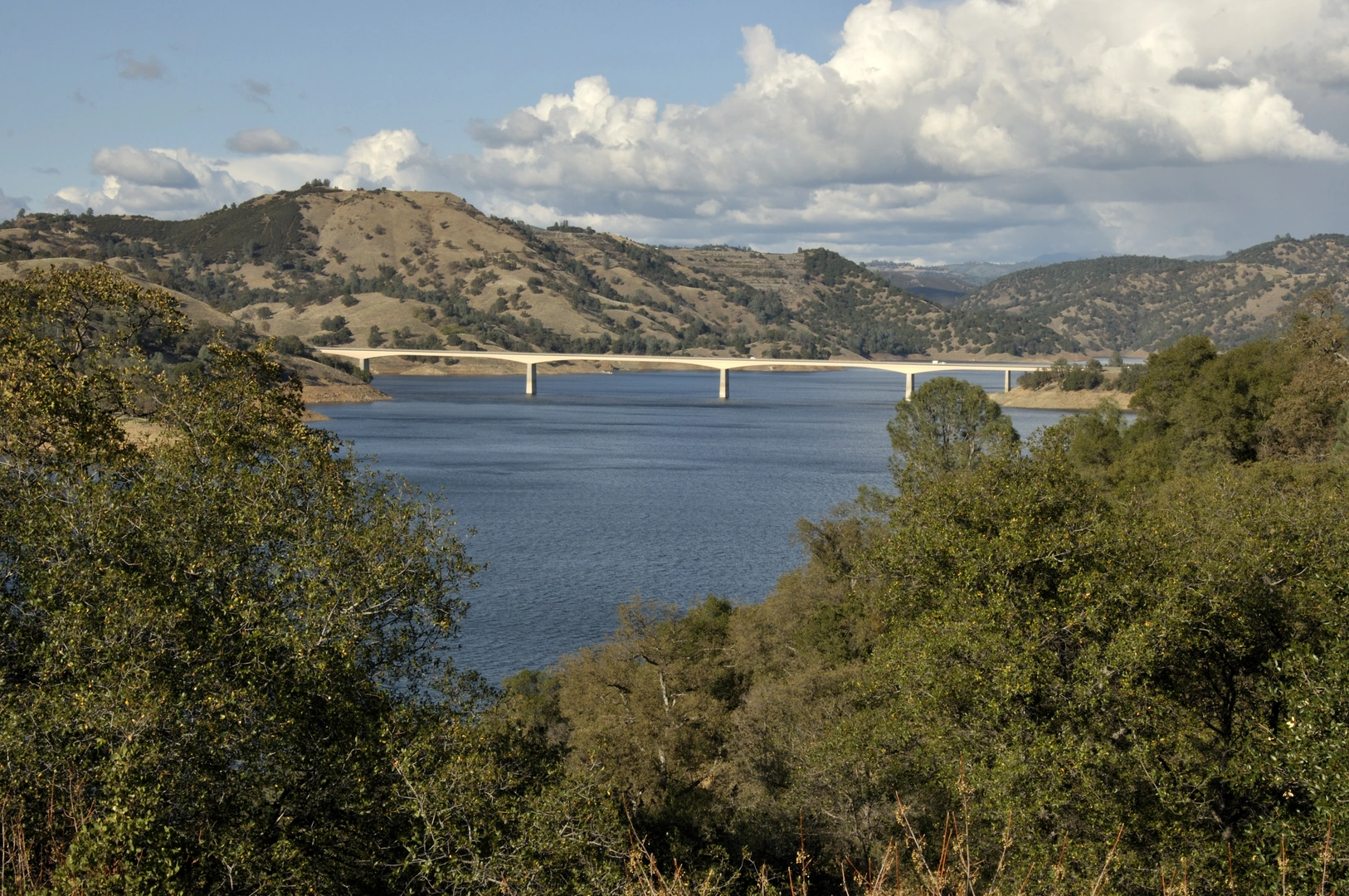 An image depicting the trail Peoria Mountain from Shell Road and its surrounding area.