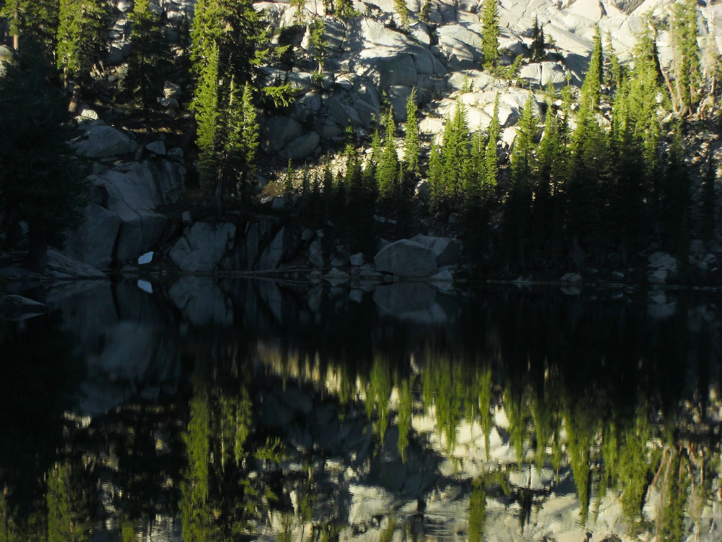 An image depicting the trail Grouse Lake Trail and its surrounding area.
