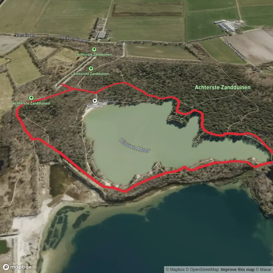 An image depicting the trail Blauwe Meer Loop and its surrounding area.