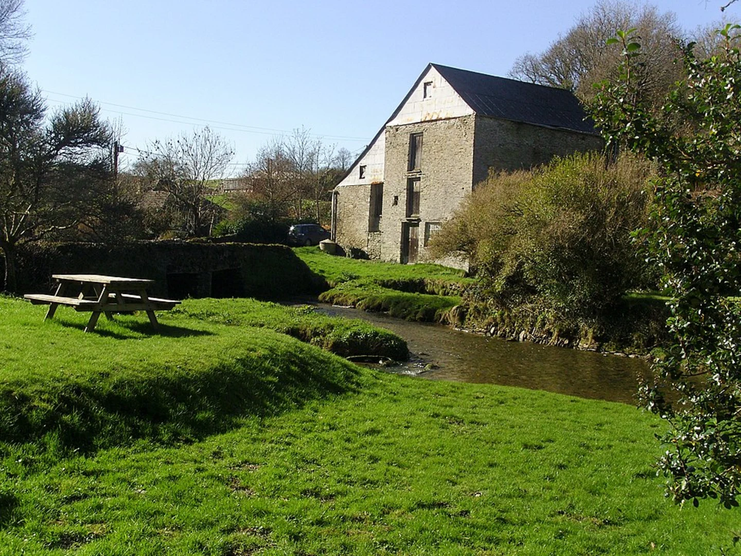 An image depicting the trail Lower Penpol to Lanteglos Highway Loop and its surrounding area.