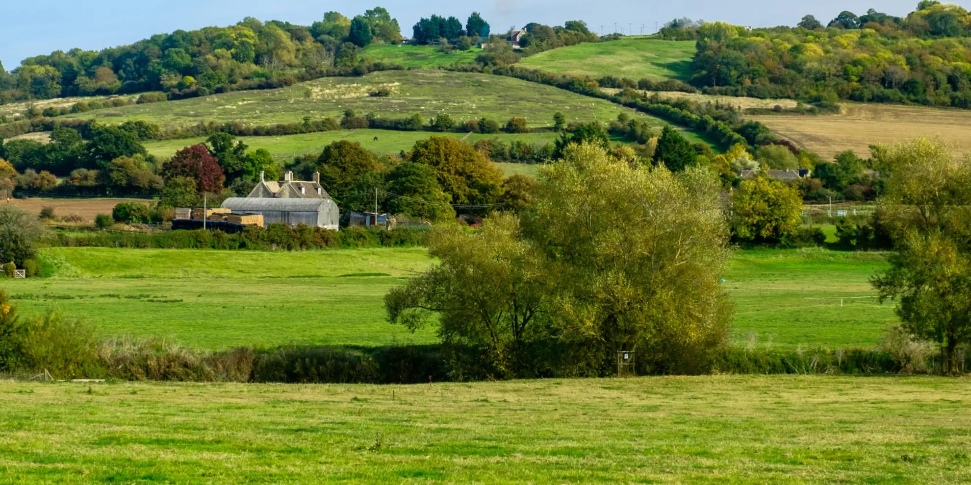 An image depicting the trail Lacock - A Village Stroll and its surrounding area.