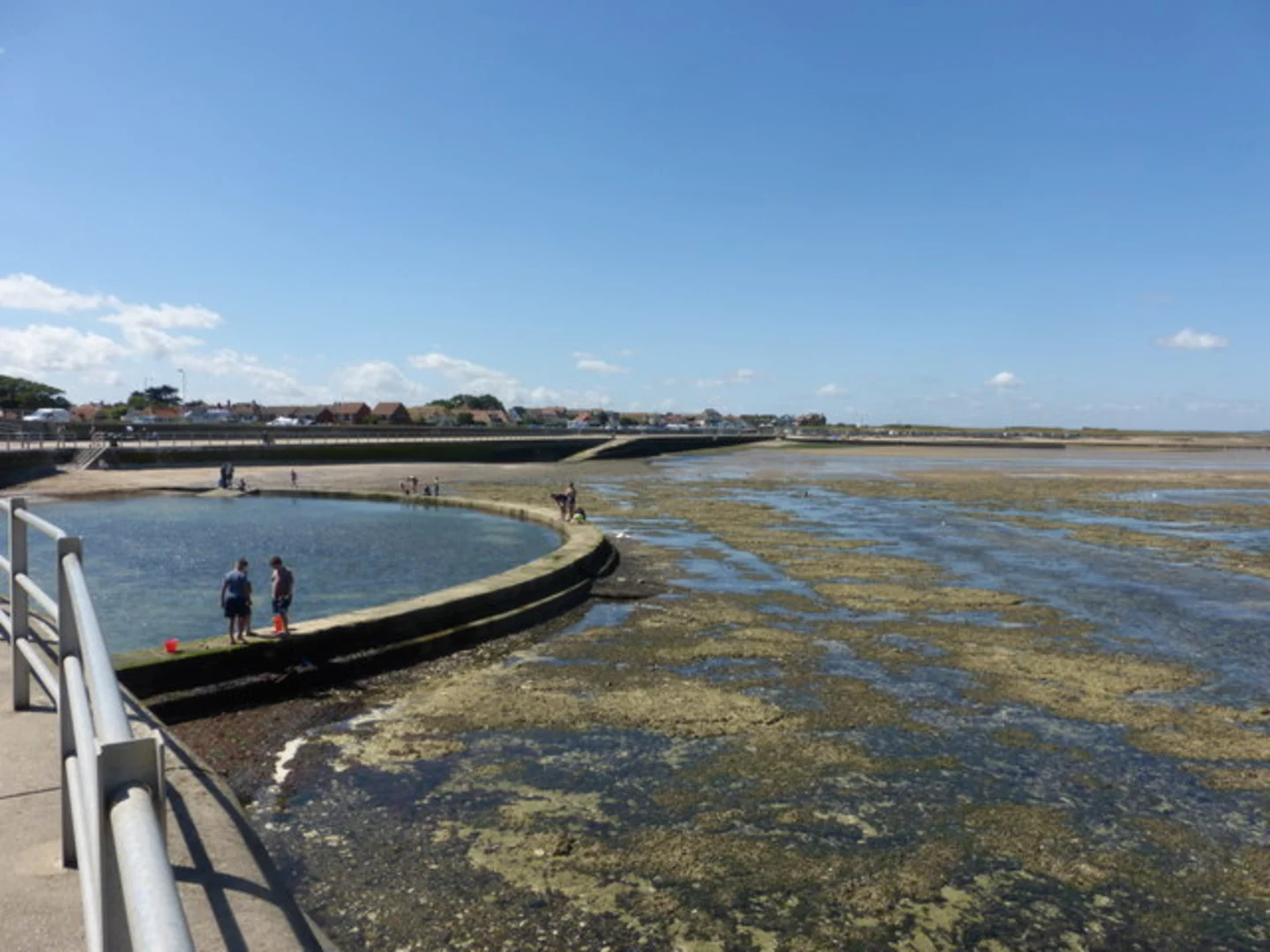 An image depicting the trail Minnis Bay to Reculver Walk and its surrounding area.