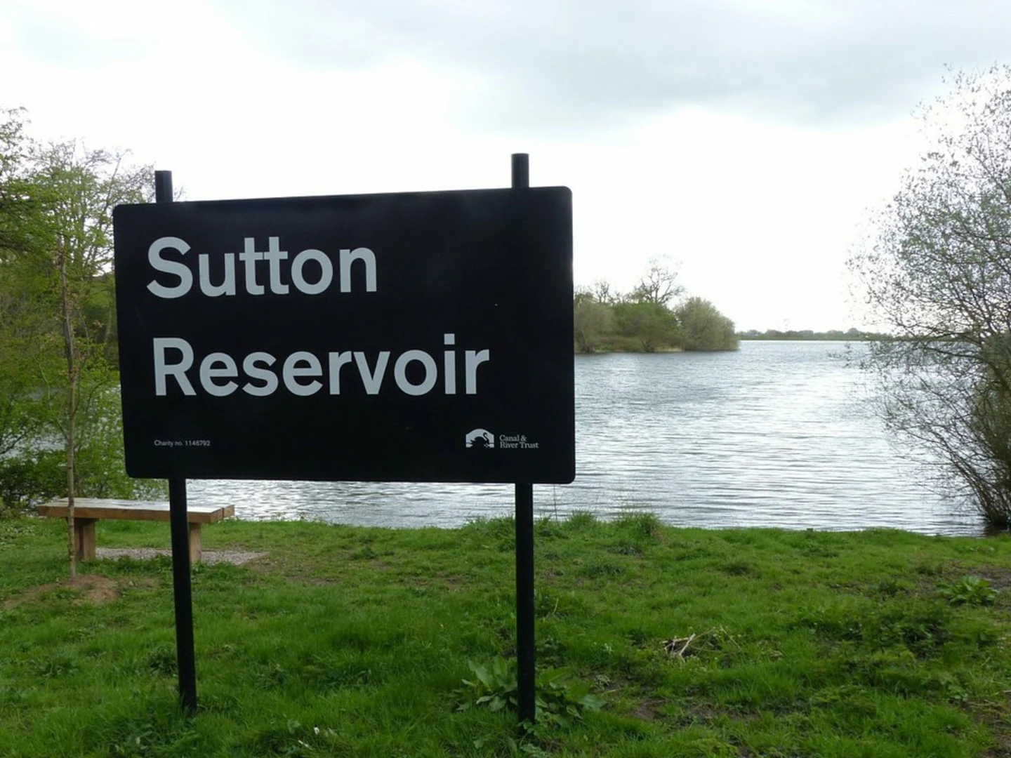 An image depicting the trail Sutton Reservoir and Macclesfield Canal and its surrounding area.