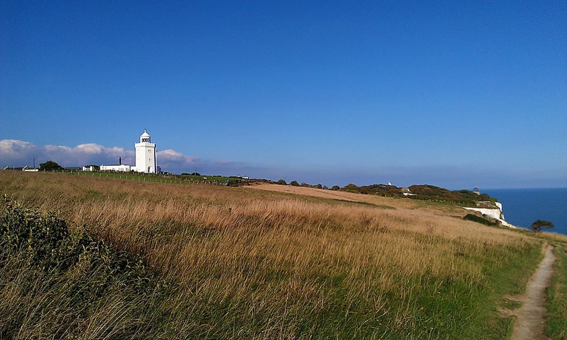 An image depicting the trail South Foreland Lighthouse via Saxon Shore Way and its surrounding area.