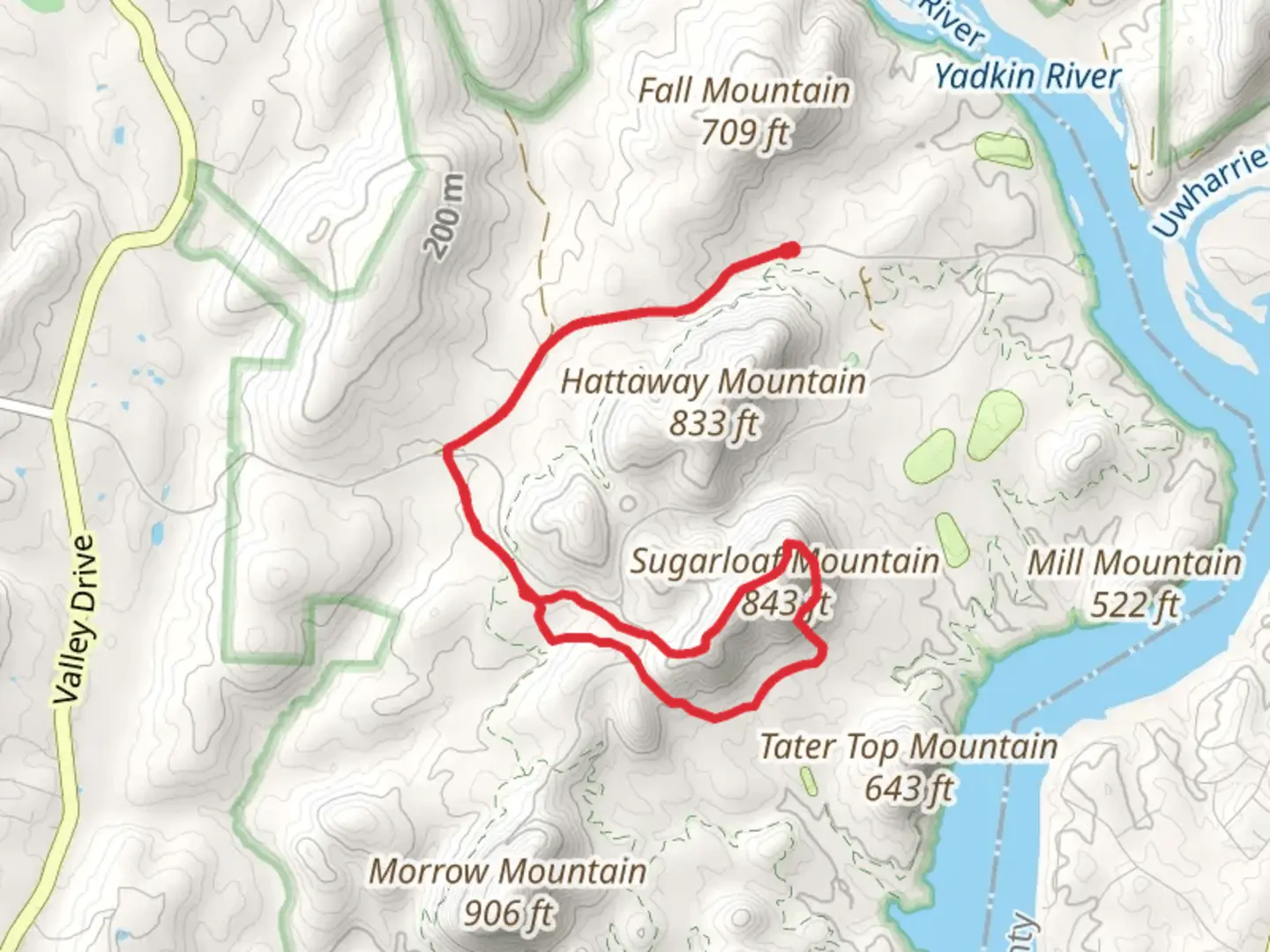 An image depicting the trail Long and Sugarloaf Mountain Loop Trail and its surrounding area.