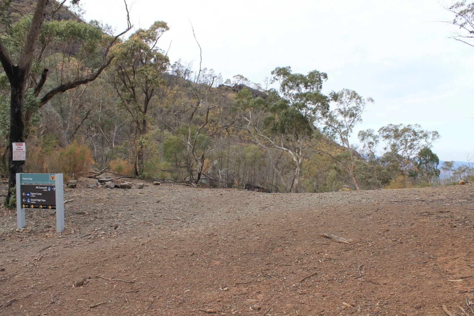 An image depicting the trail Mount Exmouth Track and its surrounding area.