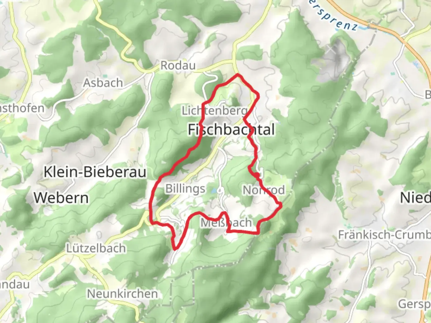 An image depicting the trail Russberg and Rundwanderweg Pfad der Geschichten and its surrounding area.