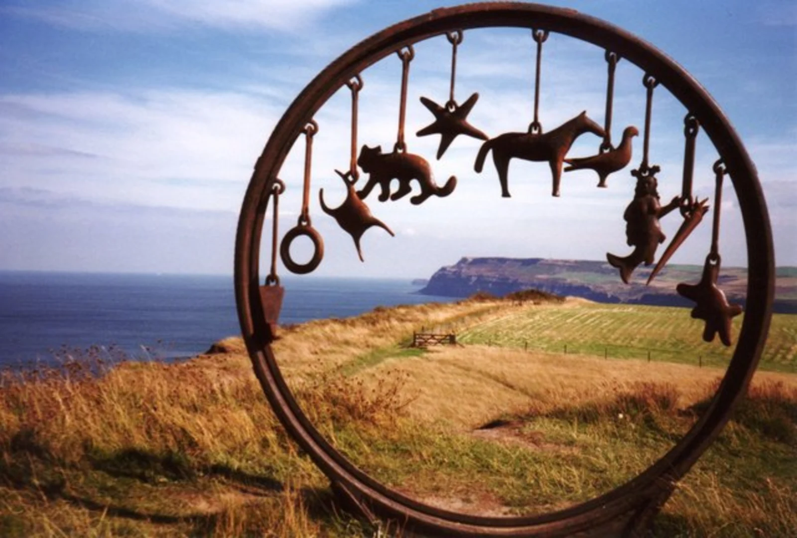 An image depicting the trail Warsett Hill Loop and its surrounding area.