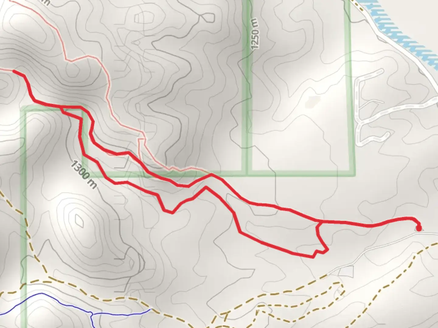 An image depicting the trail Ridge Line Trail and Discovery Trail Loop and its surrounding area.