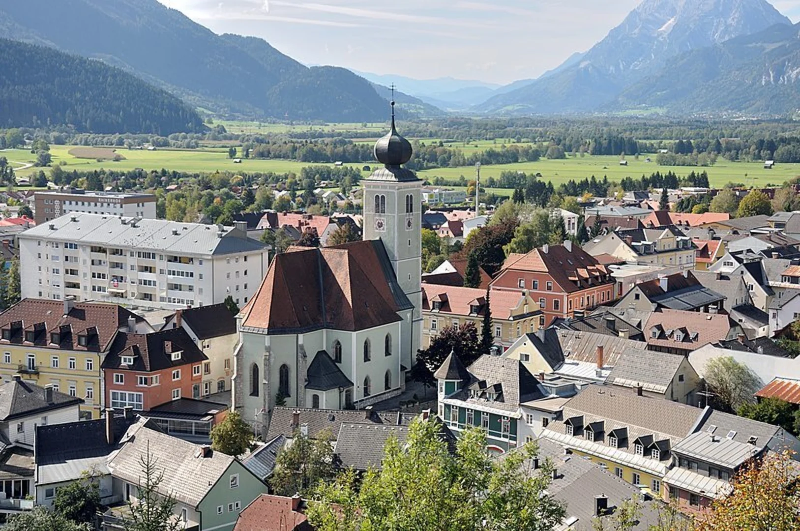 An image depicting the trail Salbergtour and its surrounding area.