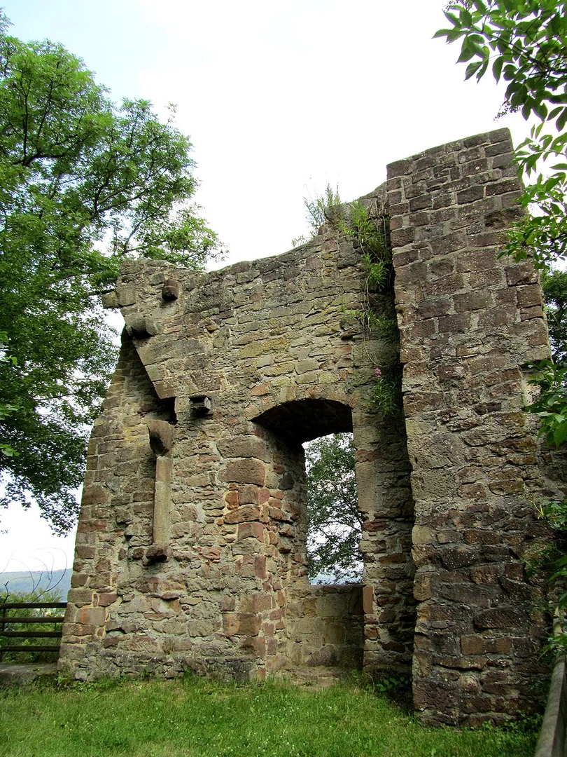 An image depicting the trail Bad Emstal - Balhorn and Lindchenweg and its surrounding area.