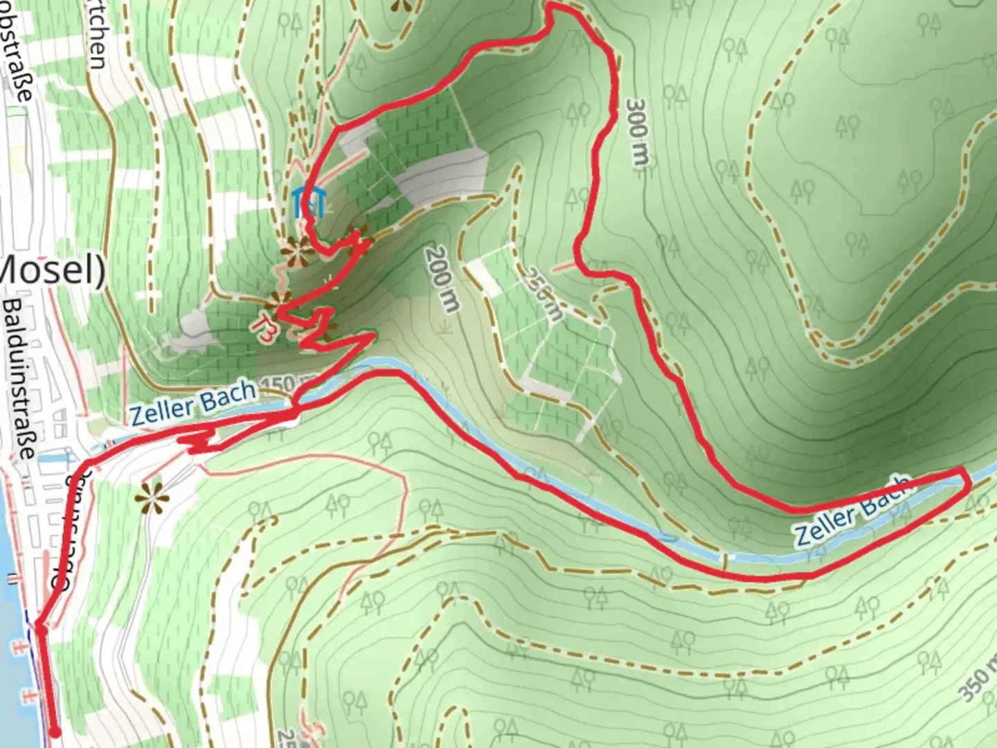 An image depicting the trail Collis Turm Loop via Brandenburg and its surrounding area.
