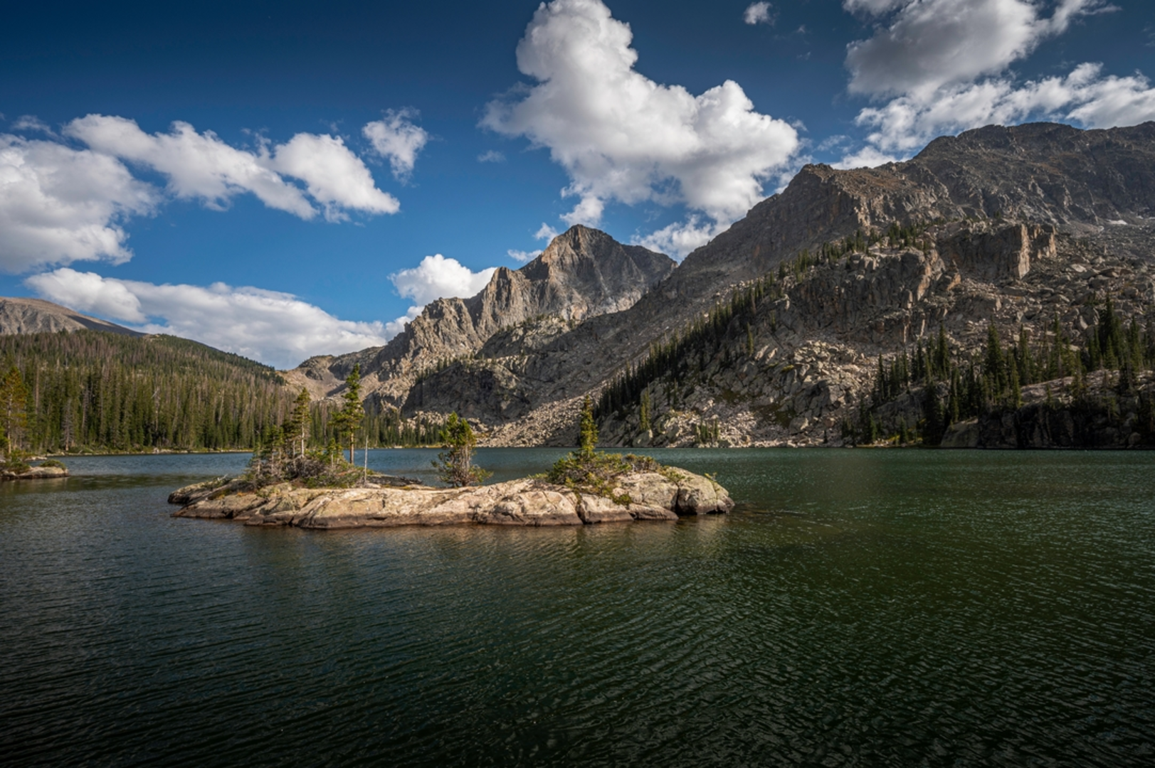An image depicting the trail Lake Nanita Trail and its surrounding area.