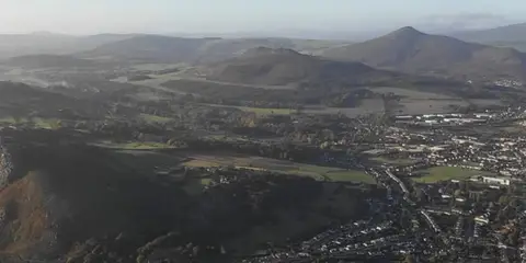 An image depicting the trail Bray To Greystones Cliff Walk and its surrounding area.