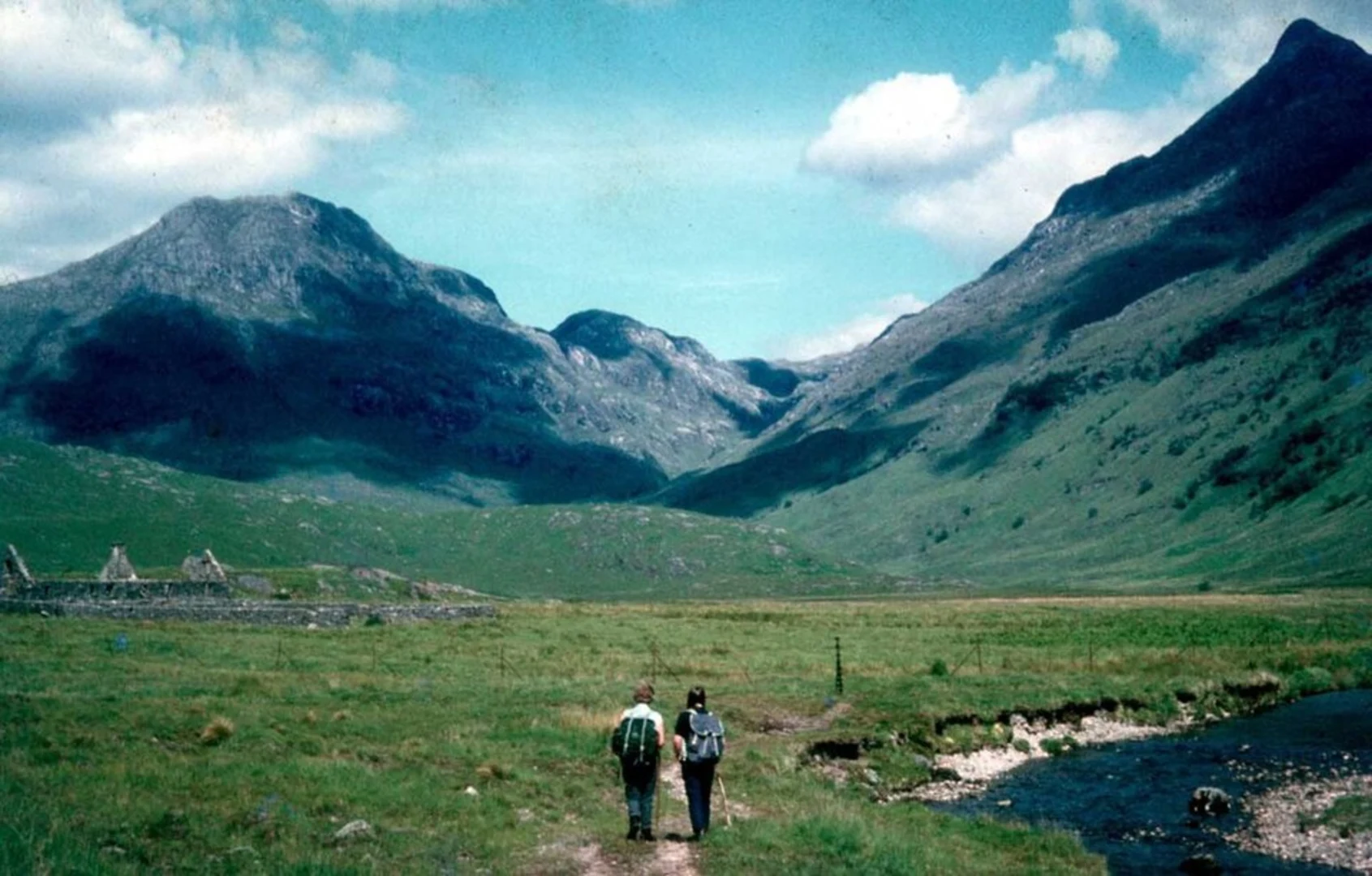 An image depicting the trail Sgùrr na Cìche and its surrounding area.