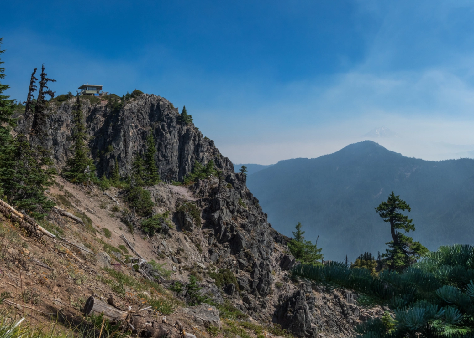An image depicting the trail Swamp Peak via Gordon Peak Trail and its surrounding area.