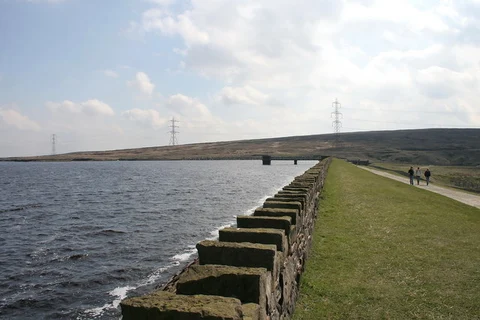Blackstone Edge Reservoir to Brunclough Reservoir Walk via Standedge Hill