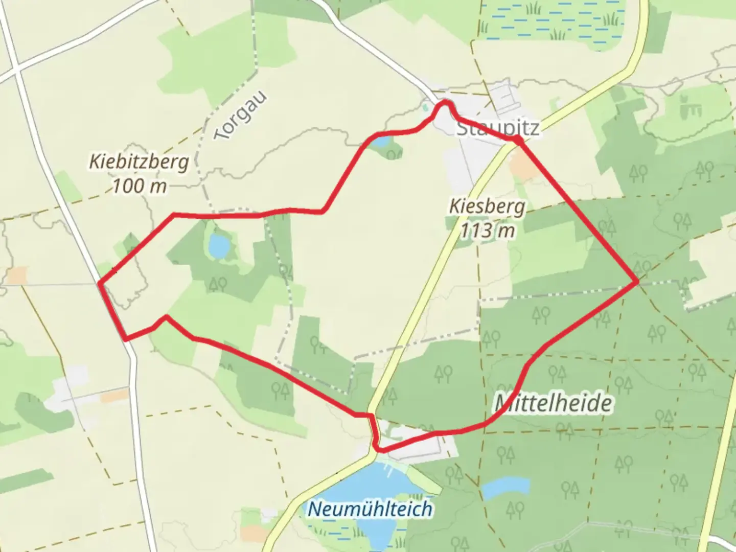 An image depicting the trail Staupitz Neumuehle and Luthetweg Sachsen and its surrounding area.