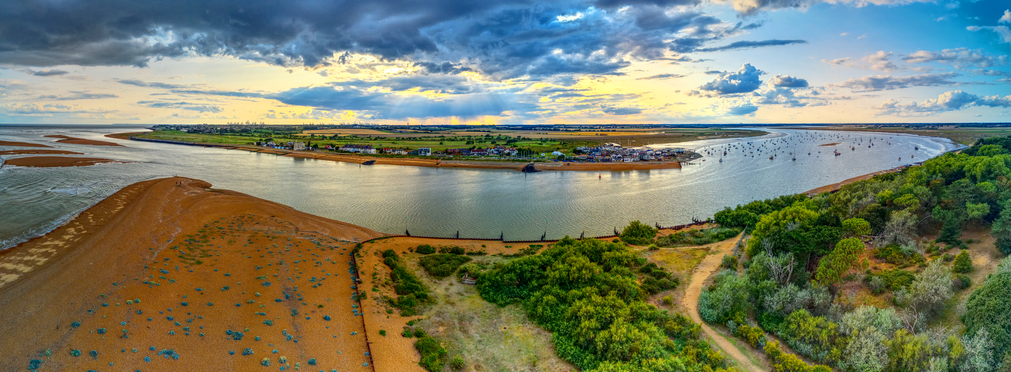 An image depicting the trail Suffolk Coast Path and its surrounding area.