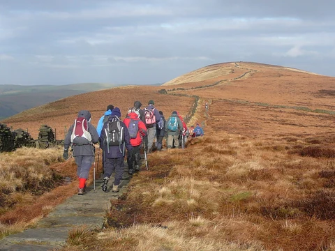 An image depicting the trail Shining Tor Walk and its surrounding area.